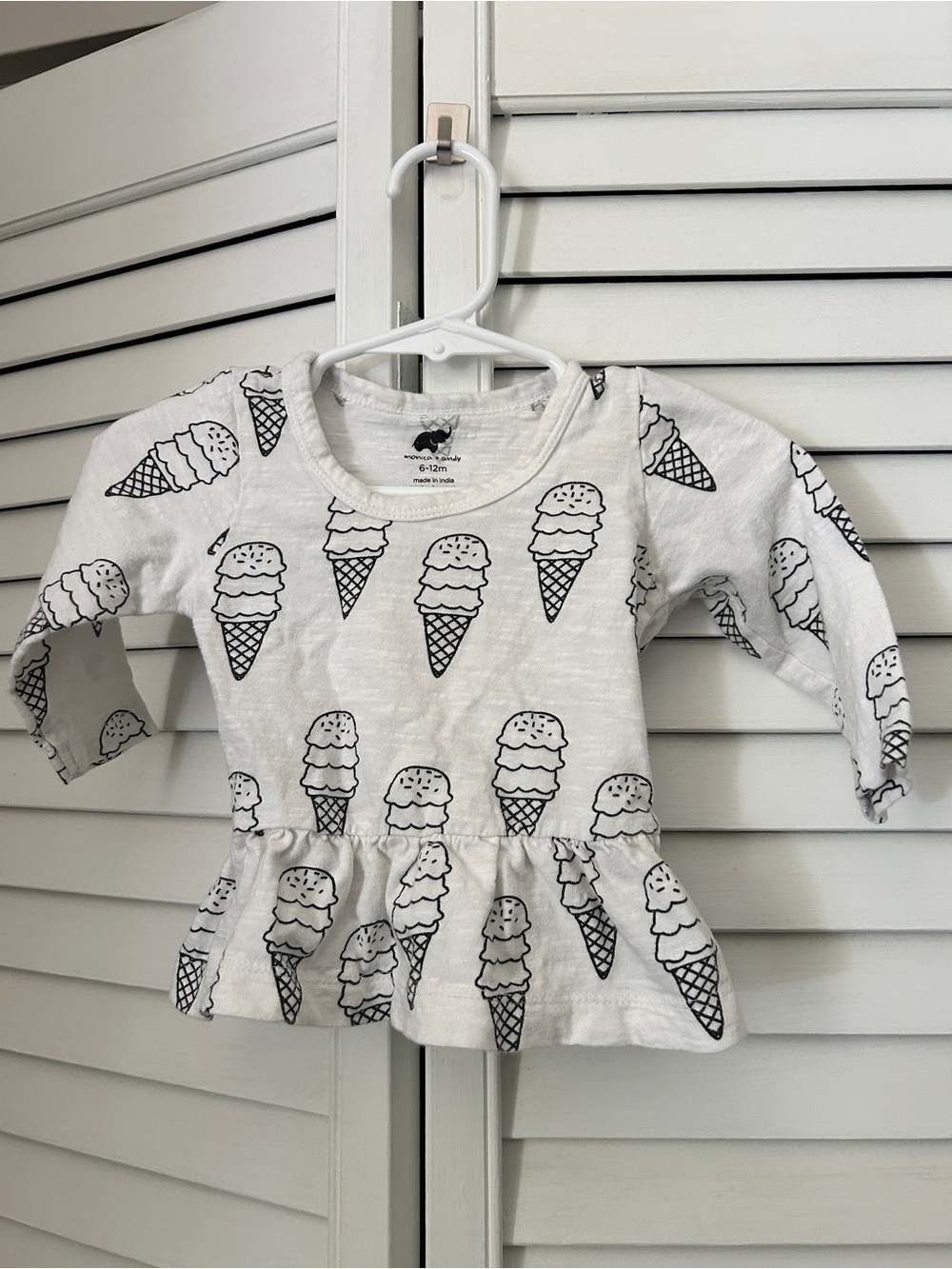 Monica & Andy Long-Sleeve White Ice Cream Print Peplum Top
